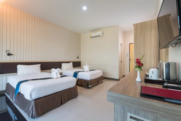 Superior 141 Superior-02